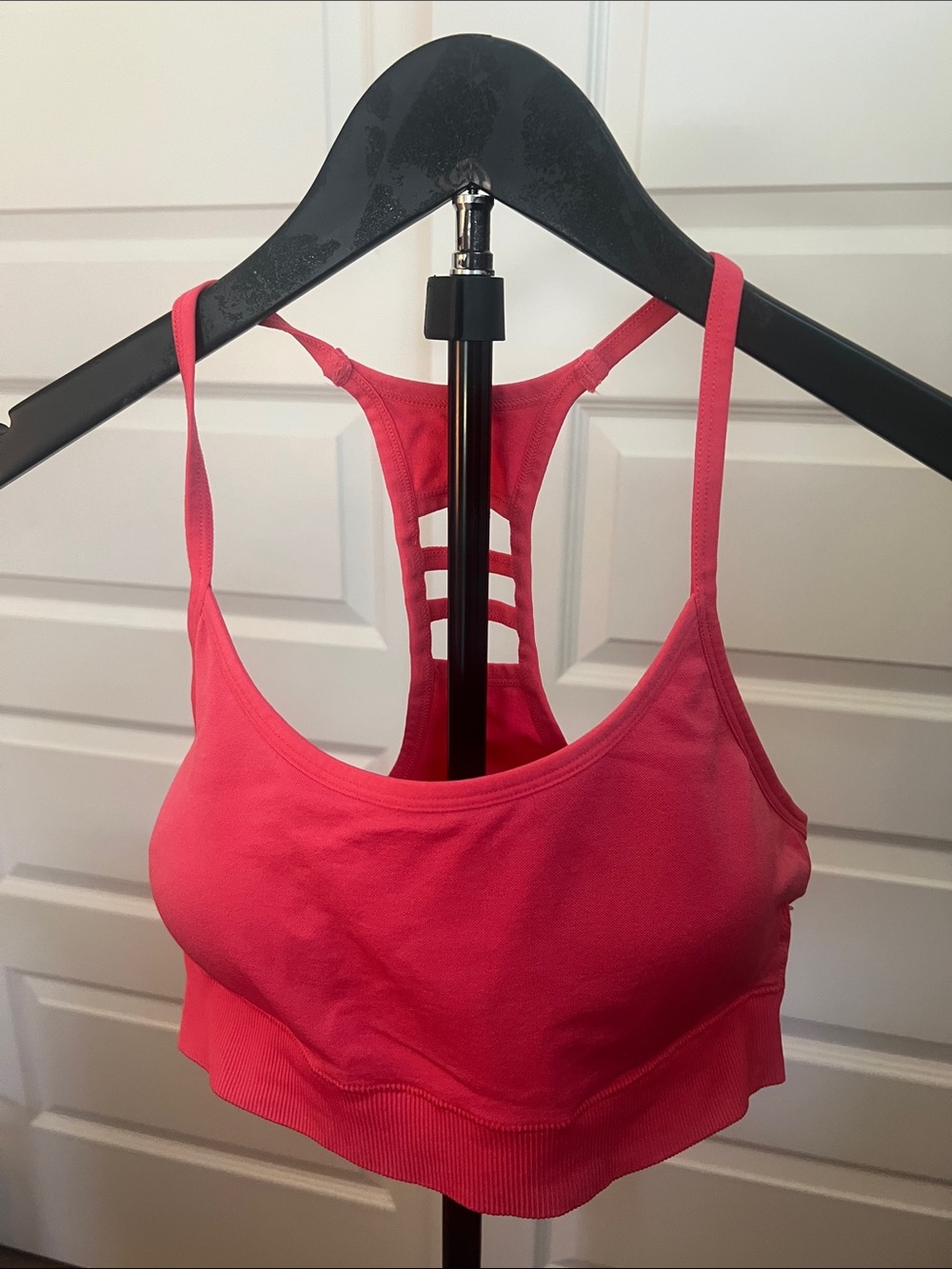 Seamless Coral Pink Racerback Sports Bralette